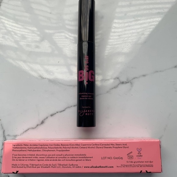 Elizabeth Mot It's So big‎ Volumizing mascara - Picture 3 of 5